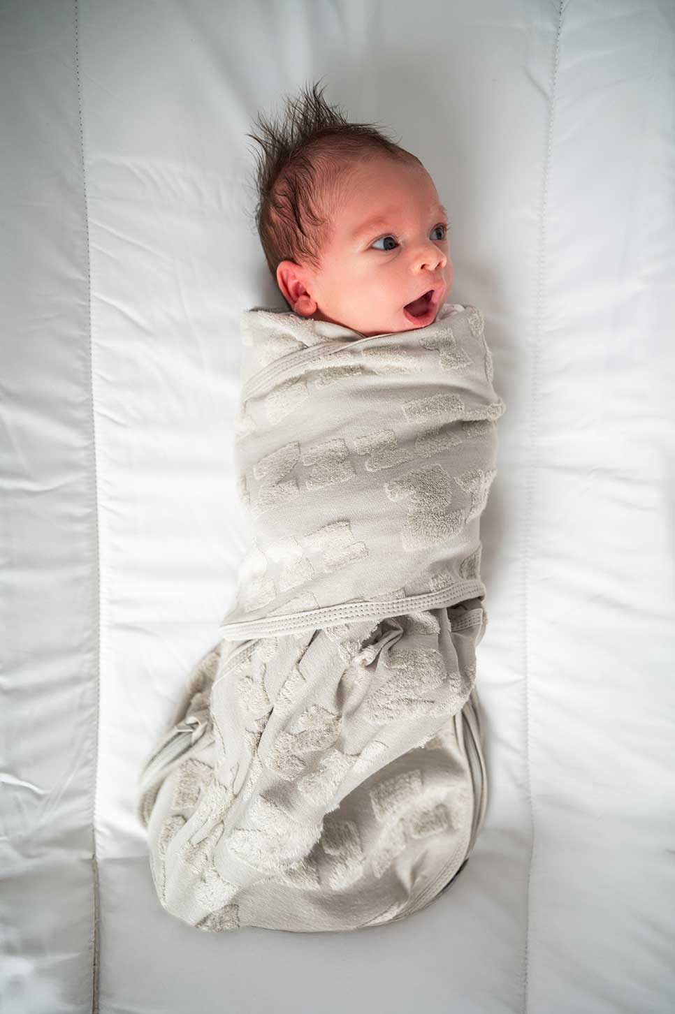 Bliss Snug: Set of 2 Swaddles ZZZ Tufted Pink & Grey